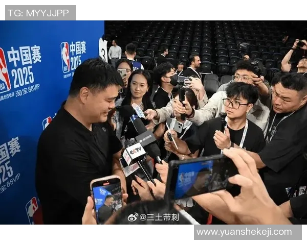 马丁专访姚明畅谈篮球梦想与中美体育文化交流
