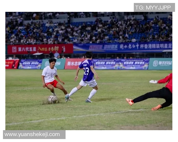 足球明星如何巧妙拿球技巧解析与实战演练分享