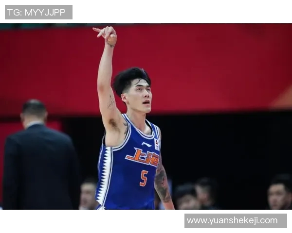 刘铮的奋斗历程与篮球梦想如何在职业生涯中交织成辉煌篇章