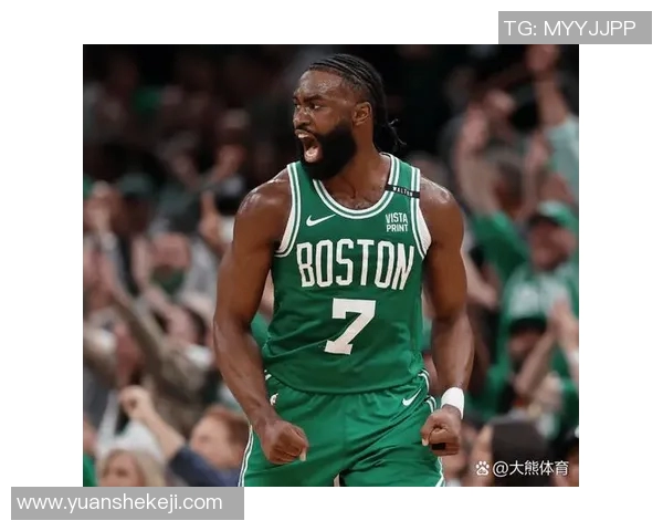 现役人品优秀的足球明星们展现了体育精神与道德风范的完美结合 现役人品优秀的足球明星们展现了体育精神与道德风范的完美结合